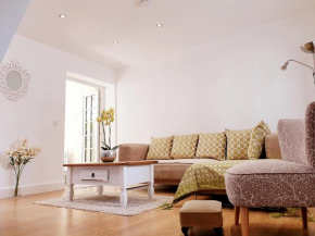 'Little Eaton Margate' Perfectly located Town House by the Sea, with FREE parking!